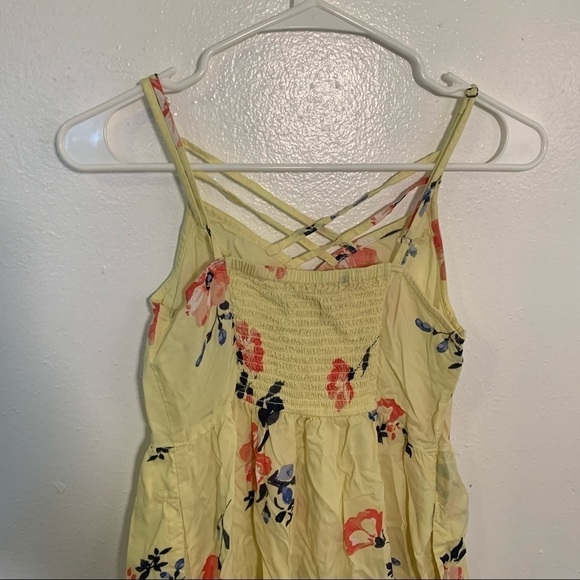 SO Sundress Cross Neck Yellow Floral - Picture 8 of 10